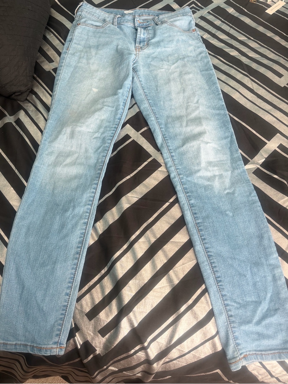 Old Navy Light Wash Women’s Jeans - Super Skinny